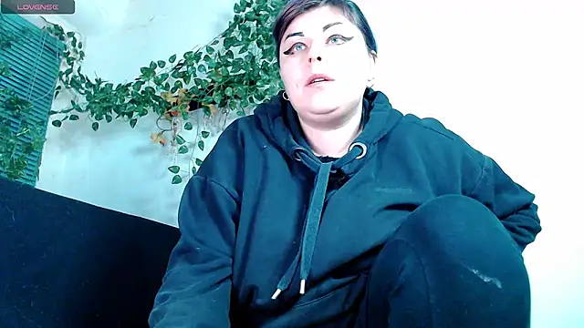 Snapshot of Psychobitch7 chatting on November 2025 05:57:01 PM Psychobitch7 online show from November 2025 05:57:01 PM