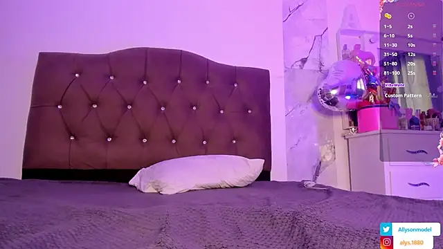 alysson 18 online show from February 2026 01:04:01 PM