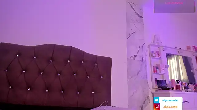 alysson 18 online show from April 2026 02:11:02 PM