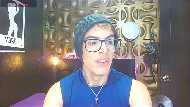 angel sexyevil online show from March 2025 12:20:01 PM