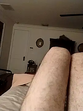 Snapshot of KCLMT chatting on March 2026 03:45:01 AM KCLMT online show from March 2026 03:45:01 AM