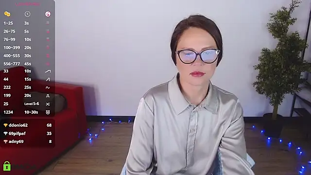VickyGolden online show from June 2026 10:15:01 AM