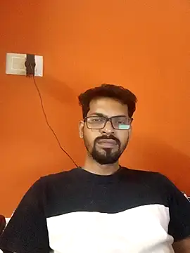 arhan3043 online show from October 2025 11:06:02 AM