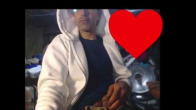 Snapshot of Gsmile1 chatting on April 2026 03:53:01 PM Gsmile1 online show from April 2026 03:53:01 PM