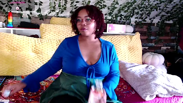 Snapshot of -khayaparker chatting on January 2025 07:39:02 PM -khayaparker online show from January 2025 07:39:02 PM