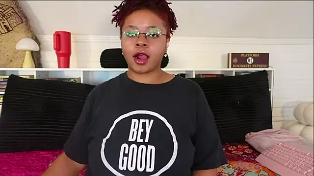 -khayaparker online show from March 2026 04:18:01 PM