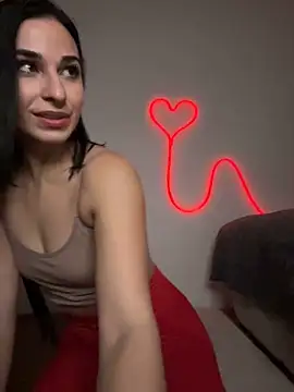 OIivia online show from February 2025 07:25:01 PM