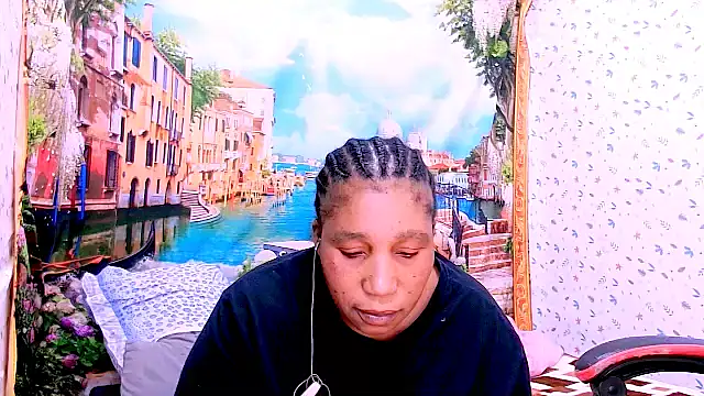 mysticeboney online show from June 2026 05:28:02 PM
