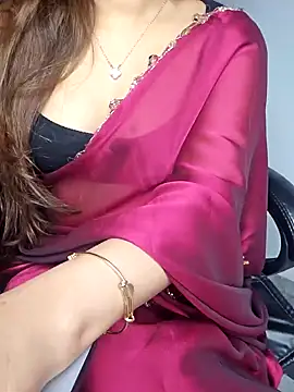 Snapshot of aliyaah_singh chatting on January 2025 05:42:02 PM aliyaah singh online show from January 2025 05:42:02 PM