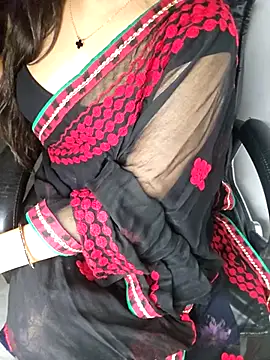 Snapshot of aliyaah_singh chatting on May 2026 06:27:02 PM aliyaah singh online show from May 2026 06:27:02 PM