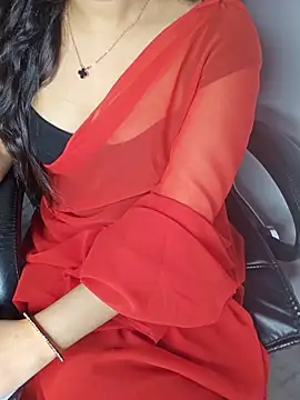 Snapshot of aliyaah_singh chatting on May 2026 06:14:02 PM aliyaah singh online show from May 2026 06:14:02 PM