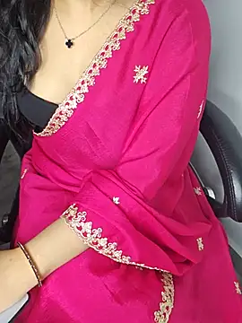Snapshot of aliyaah_singh chatting on June 2026 05:56:02 PM aliyaah singh online show from June 2026 05:56:02 PM