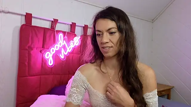 Snapshot of TiffanyDollxxx chatting on November 2025 09:48:02 PM TiffanyDollxxx online show from November 2025 09:48:02 PM