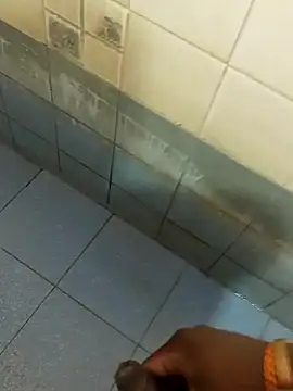 dinesh682 online show from November 2025 09:14:01 PM