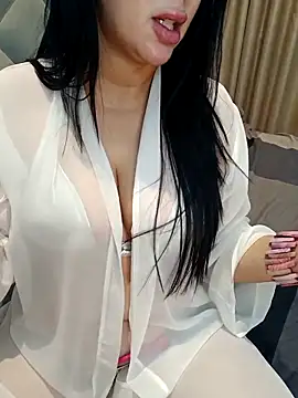 Queen sousou online show from November 2025 01:44:02 PM