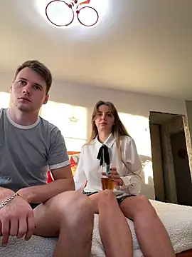 FluffyHat online show from January 2025 05:41:02 AM