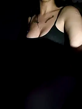 Snapshot of blowstarxxx chatting on November 2025 12:20:01 AM blowstarxxx online show from November 2025 12:20:01 AM