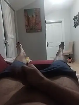 Snapshot of Aykut1990 chatting on November 2025 08:44:01 PM Aykut1990 online show from November 2025 08:44:01 PM