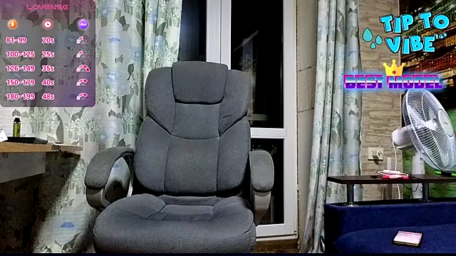 xxrokixxx online show from December 2024 04:39:02 PM