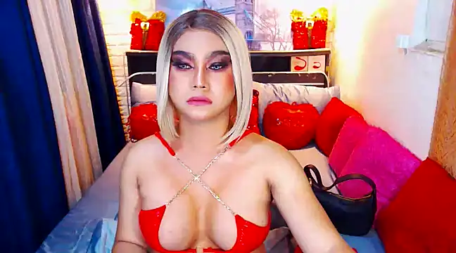 Snapshot of TsGoddessNhicolle chatting on December 2024 12:34:01 PM TsGoddessNhicolle online show from December 2024 12:34:01 PM