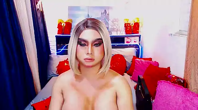 Snapshot of TsGoddessNhicolle chatting on December 2024 12:00:02 PM TsGoddessNhicolle online show from December 2024 12:00:02 PM