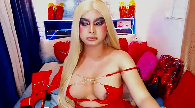 Snapshot of TsGoddessNhicolle chatting on January 2025 03:43:01 PM TsGoddessNhicolle online show from January 2025 03:43:01 PM