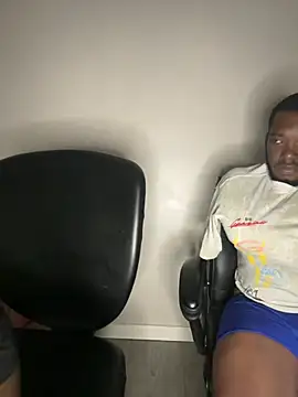 DancingLemonade online show from April 2026 03:06:02 AM