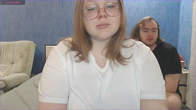 Snapshot of Touch_me_more_please chatting on February 2025 09:48:01 PM Touch me more please online show from February 2025 09:48:01 PM