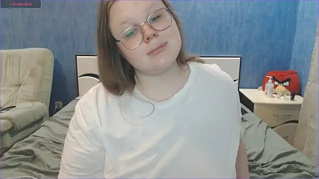 Snapshot of Touch_me_more_please chatting on March 2025 01:54:01 PM Touch me more please online show from March 2025 01:54:01 PM