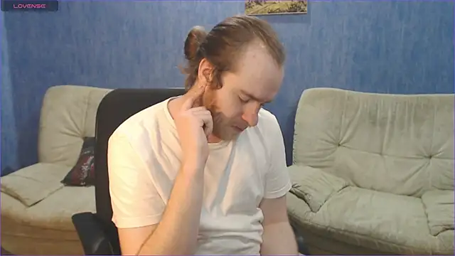 Snapshot of Touch_me_more_please chatting on November 2025 01:55:02 PM Touch me more please online show from November 2025 01:55:02 PM