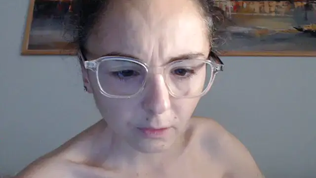 Snapshot of cleophee chatting on June 2026 05:05:01 AM cleophee online show from June 2026 05:05:01 AM