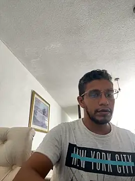 Darkdickhard online show from October 2025 06:38:02 PM