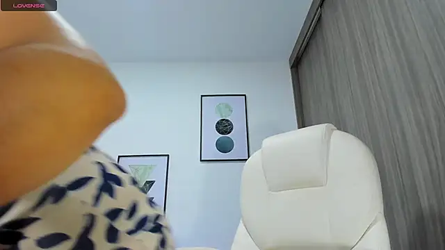 Paty37 online show from April 2026 11:52:02 PM