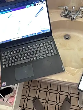 Snapshot of Exclusivenutxxx chatting on November 2025 10:31:02 PM Exclusivenutxxx online show from November 2025 10:31:02 PM