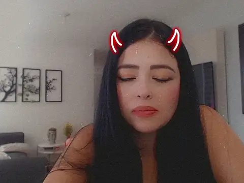 Aleska  Bell online show from September 2025 03:01:01 PM