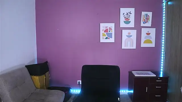 Steph F online show from March 2025 08:20:02 AM