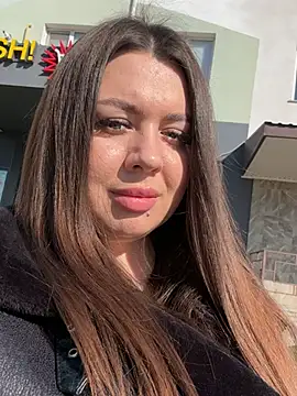 Sara Slow online show from February 2025 11:08:02 AM