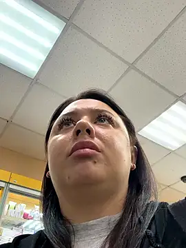 Sara Slow online show from September 2025 02:00:01 PM