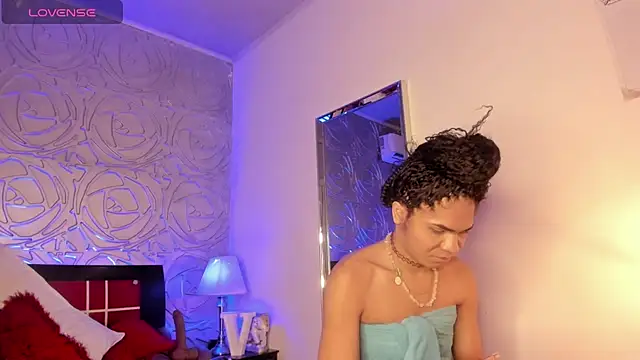 vennus1  online show from January 2025 01:27:01 PM