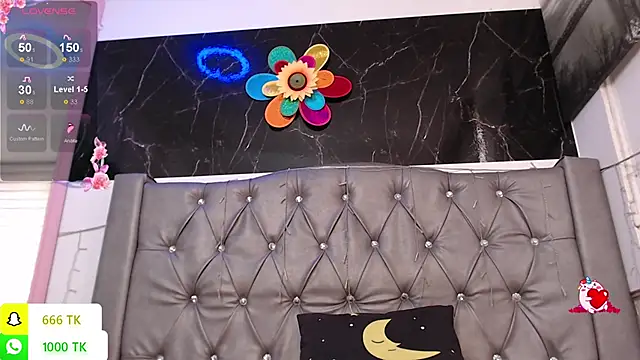 LAILAGUMMY online show from March 2026 02:00:02 PM