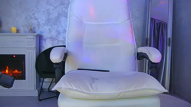 Michelle90u online show from September 2025 07:17:02 PM