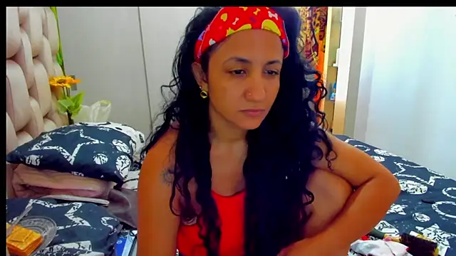 alaskmiller1 online show from February 2025 08:25:01 PM