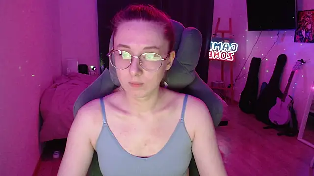 Snapshot of AnabelFrel chatting on January 2025 12:39:02 AM AnabelFrel online show from January 2025 12:39:02 AM