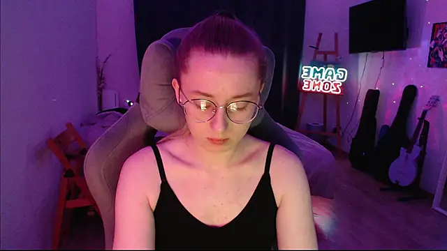 Snapshot of AnabelFrel chatting on February 2025 12:51:02 AM AnabelFrel online show from February 2025 12:51:02 AM