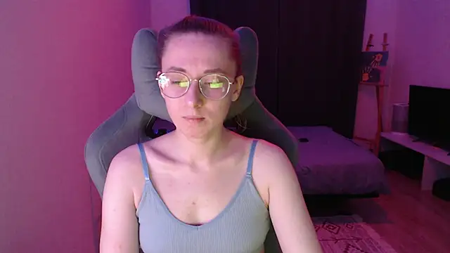 Snapshot of AnabelFrel chatting on November 2025 01:17:02 AM AnabelFrel online show from November 2025 01:17:02 AM