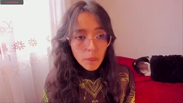 aluna 0310 online show from December 2024 09:57:01 PM