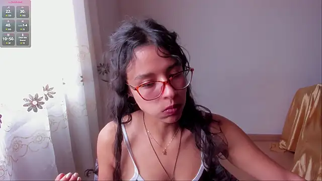 aluna 0310 online show from October 2025 05:23:02 PM