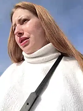 Snapshot of AlisaWhite chatting on December 2024 11:24:01 AM AlisaWhite online show from December 2024 11:24:01 AM