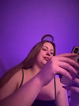 Snapshot of AlisaWhite chatting on January 2025 07:51:01 PM AlisaWhite online show from January 2025 07:51:01 PM