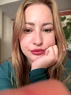 Snapshot of AlisaWhite chatting on November 2025 01:11:01 PM AlisaWhite online show from November 2025 01:11:01 PM